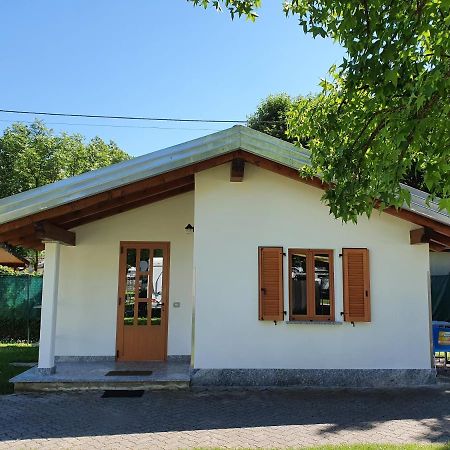 Bungalows In Camping Solarium Domaso Esterno foto