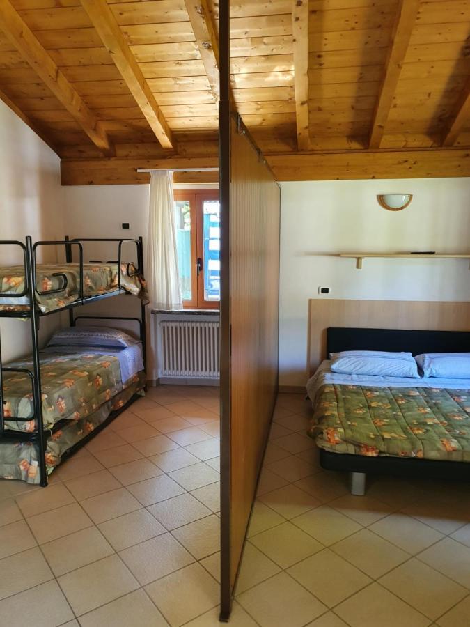 Bungalows In Camping Solarium Domaso Esterno foto