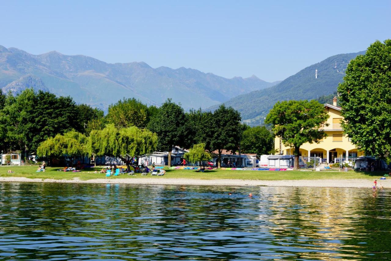 Bungalows In Camping Solarium Domaso Esterno foto