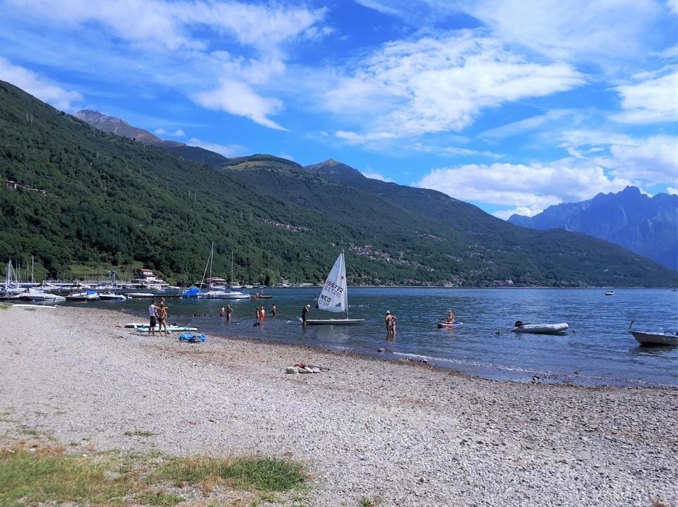 Bungalows In Camping Solarium Domaso Esterno foto
